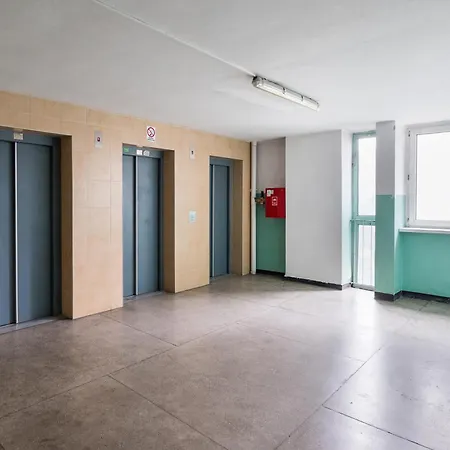 Park Mirowski Stylish Appartement