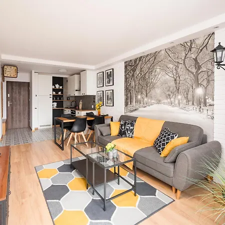 Apartment Park Mirowski Stylish By Bookinghost *
