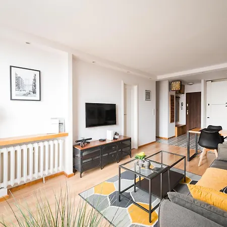 Park Mirowski Stylish Apartment Warsaw